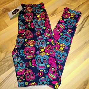 NWT Sugar Skull Leggings
